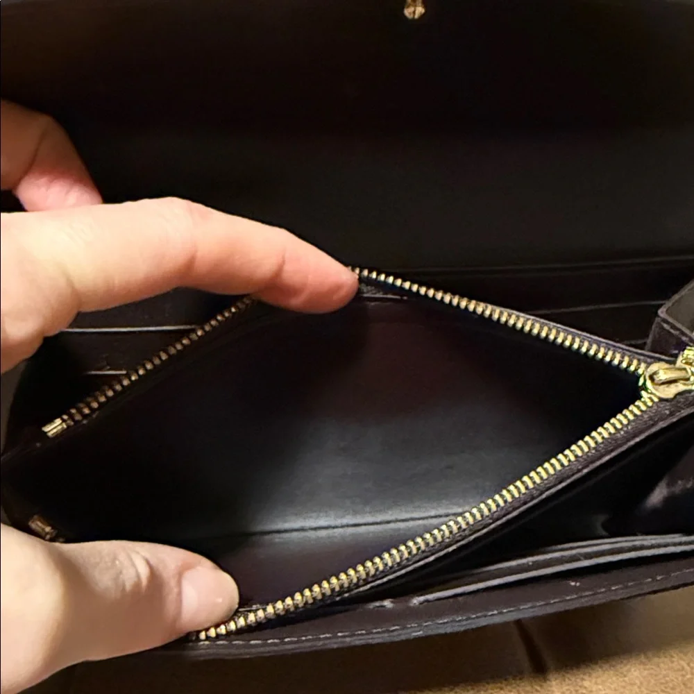 Louis Vuitton Vernis Aubergine wallet 💜💜 - Picture 6 of 12